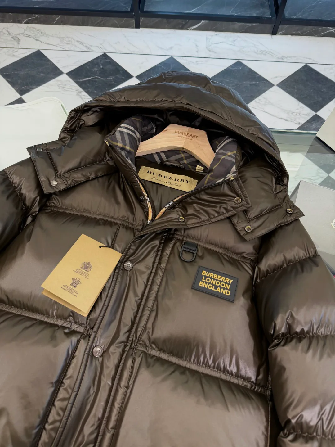 Women's Jackets And Down Jackets BURBERRY 17876502