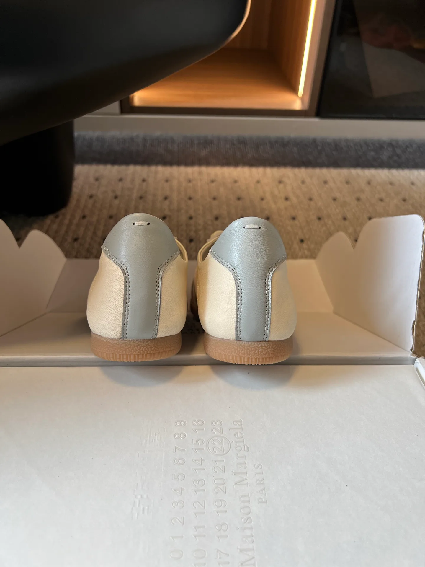Women's Sneakers MAISON MARGIELA 17310262