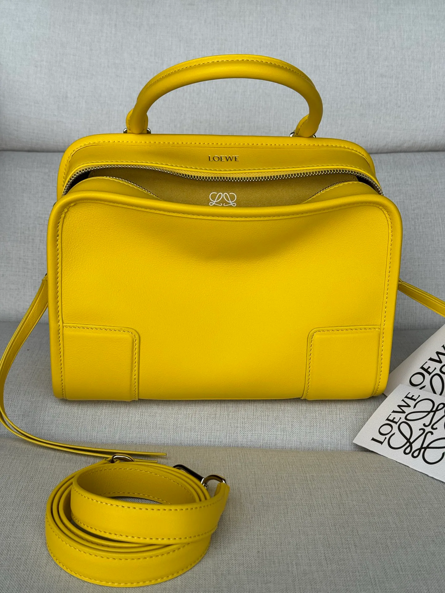 Women's Classic Handbags LOEWE 17927649