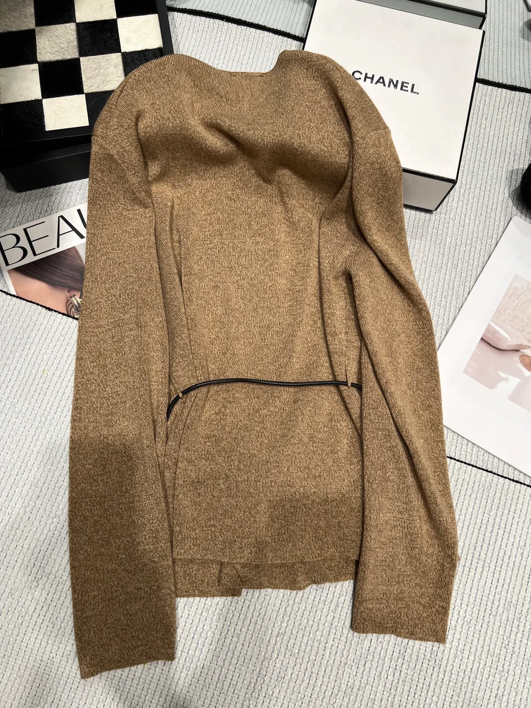 Women's Jumpers And Sweaters CHANEL 18138260