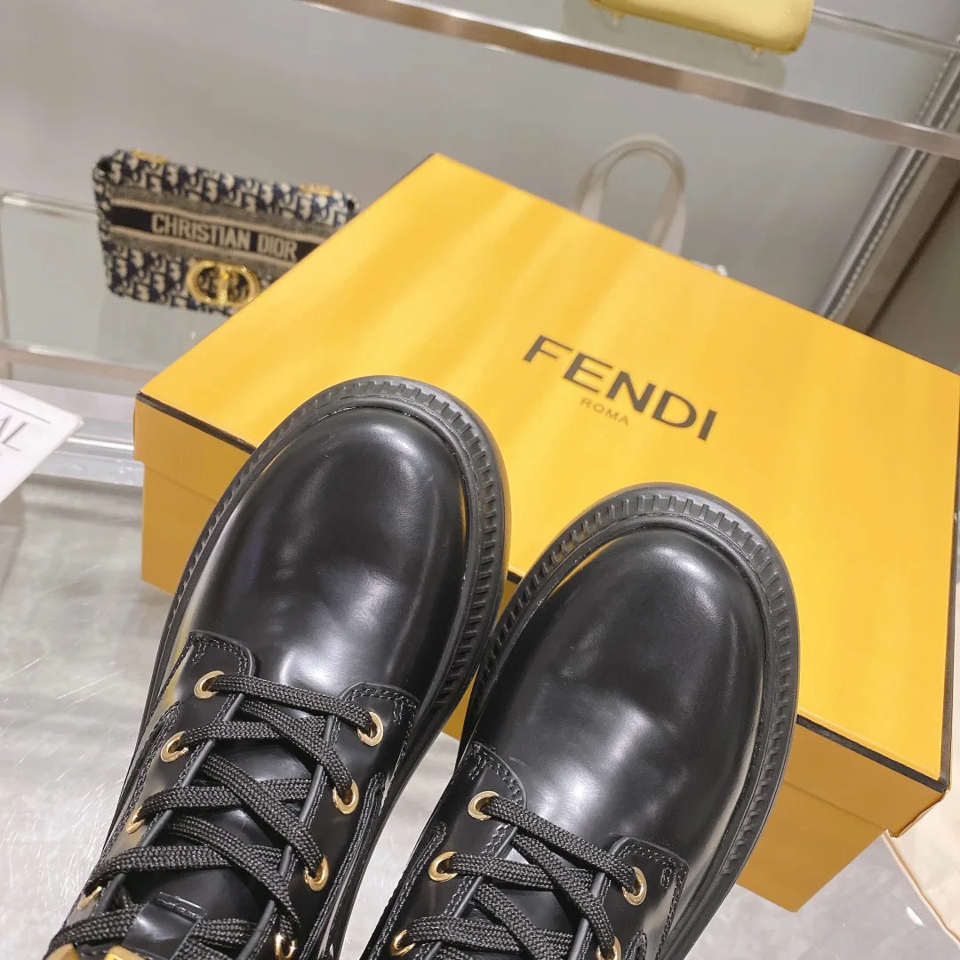Women's Ankle Boots FENDI 18264033