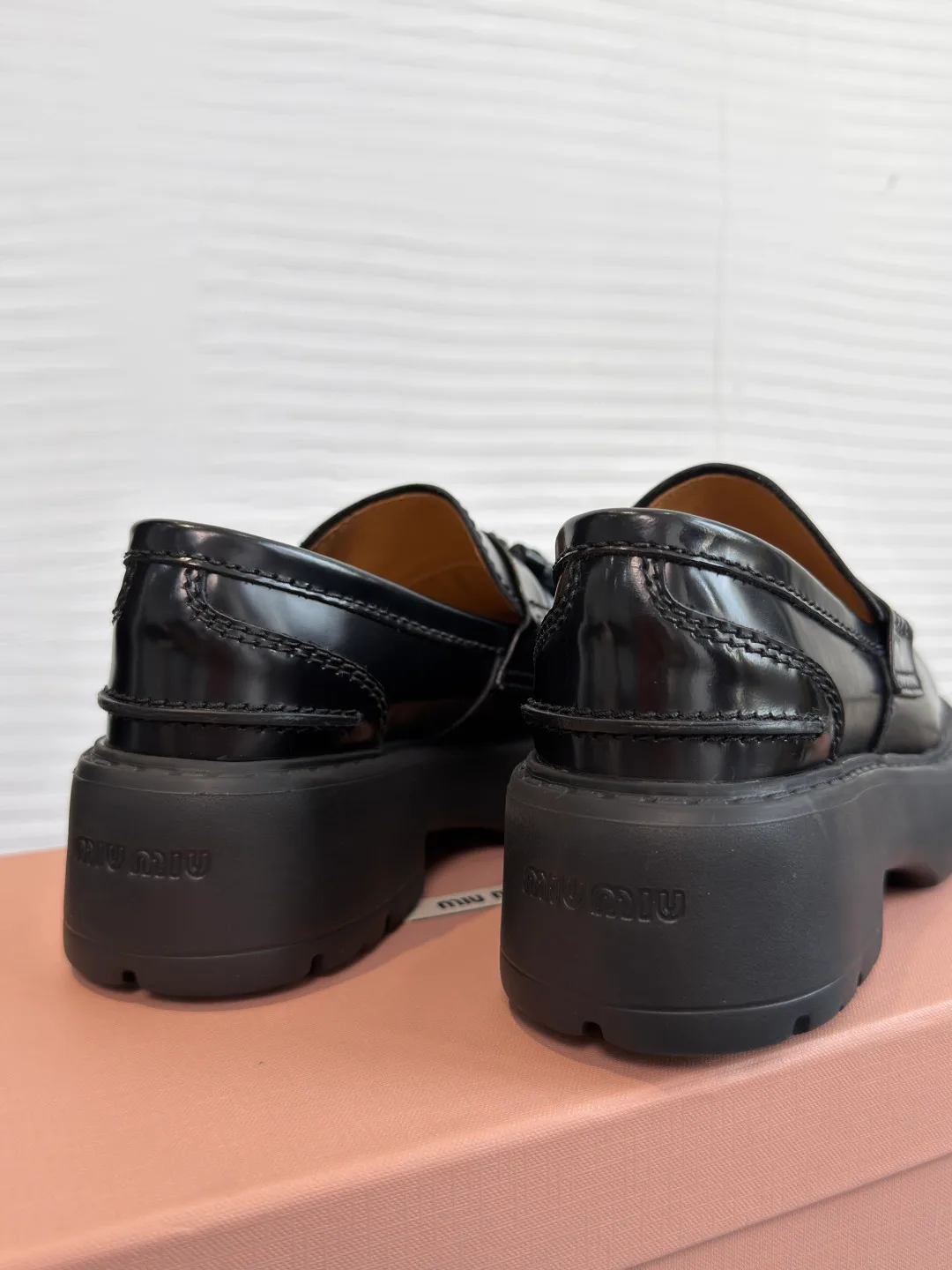 Women's Loafers And Moccasins MIU MIU 18125459