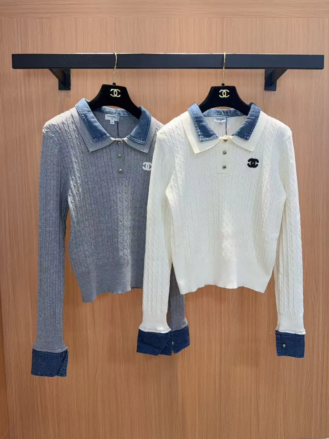 Women's Jumpers And Sweaters CHANEL 18138036