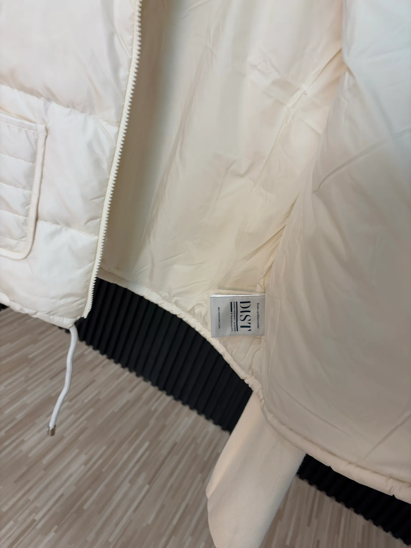 Куртки И Пуховики Мужские Moncler 18634491