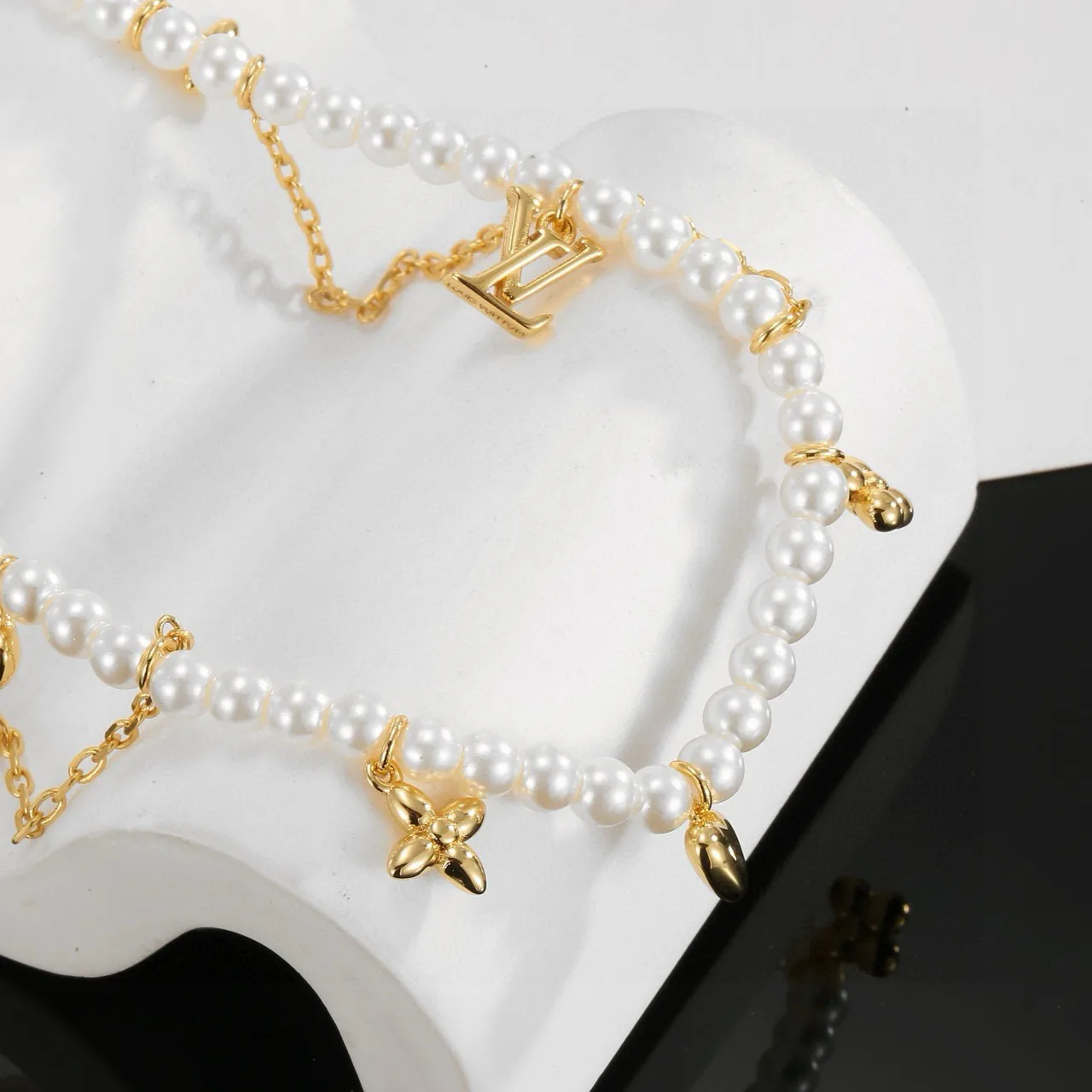 Jewelry LOUIS VUITTON 16864378