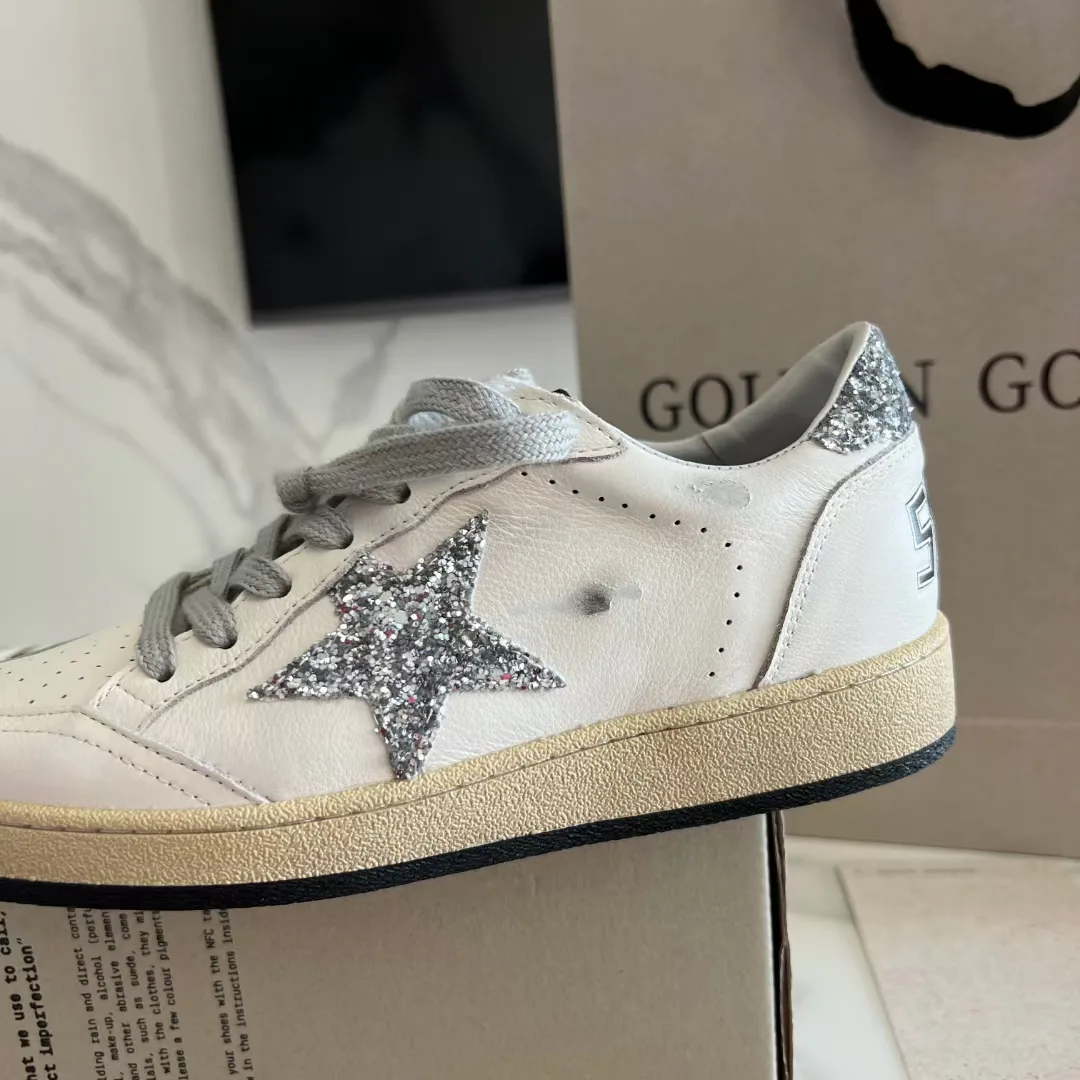 Women's Sneakers GOLDEN GOOSE 16995676