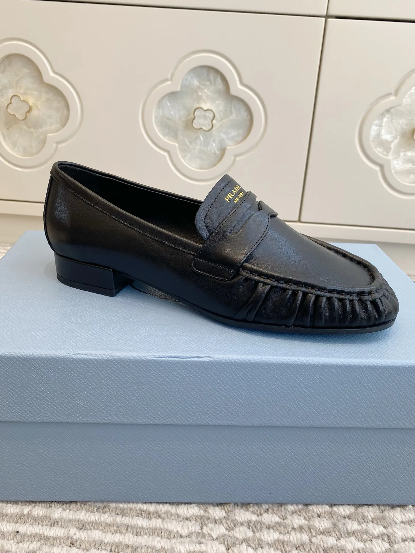 Women's Loafers And Moccasins PRADA 18146250