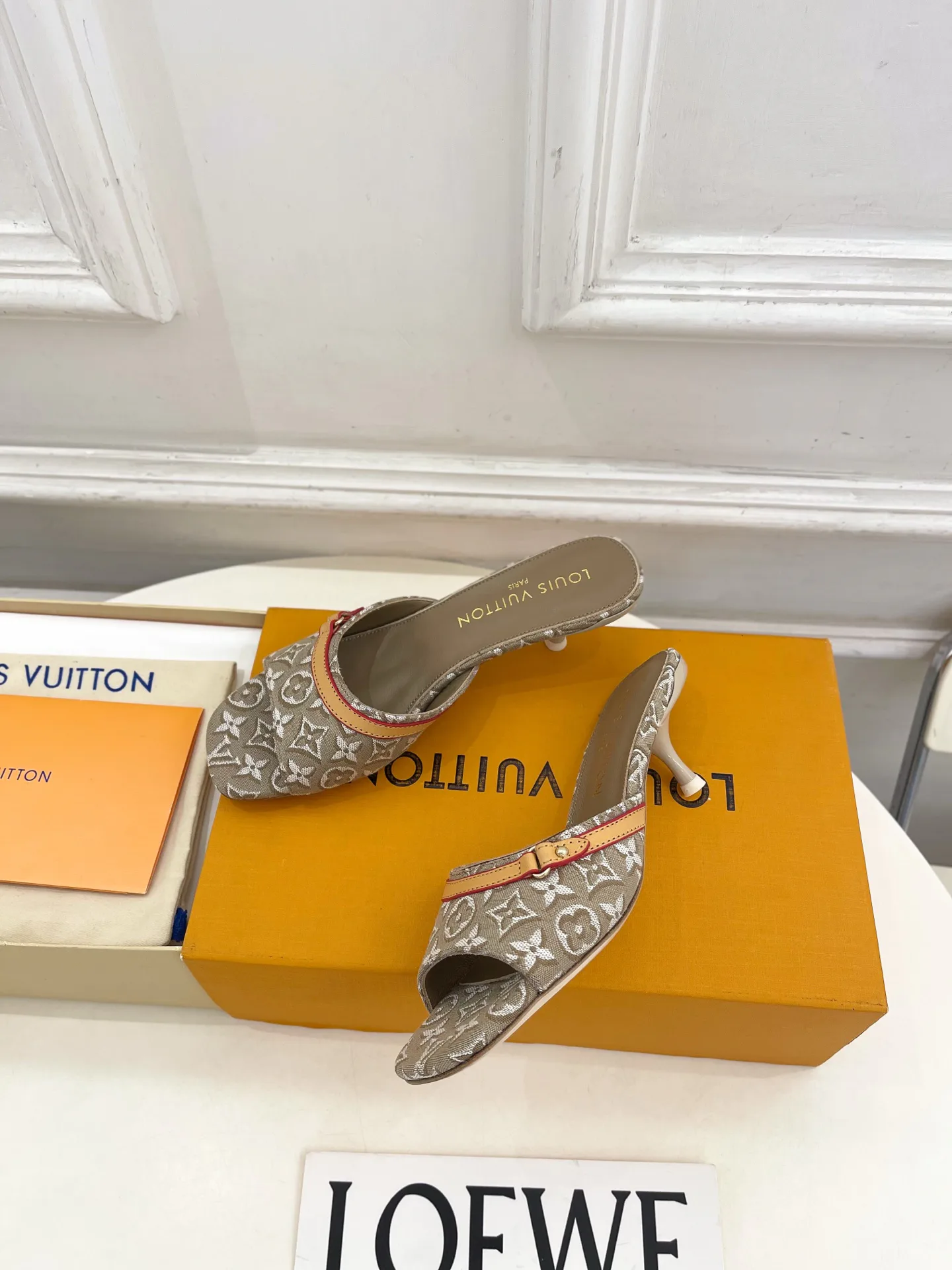 Women's Mules And Clogs LOUIS VUITTON 17506939