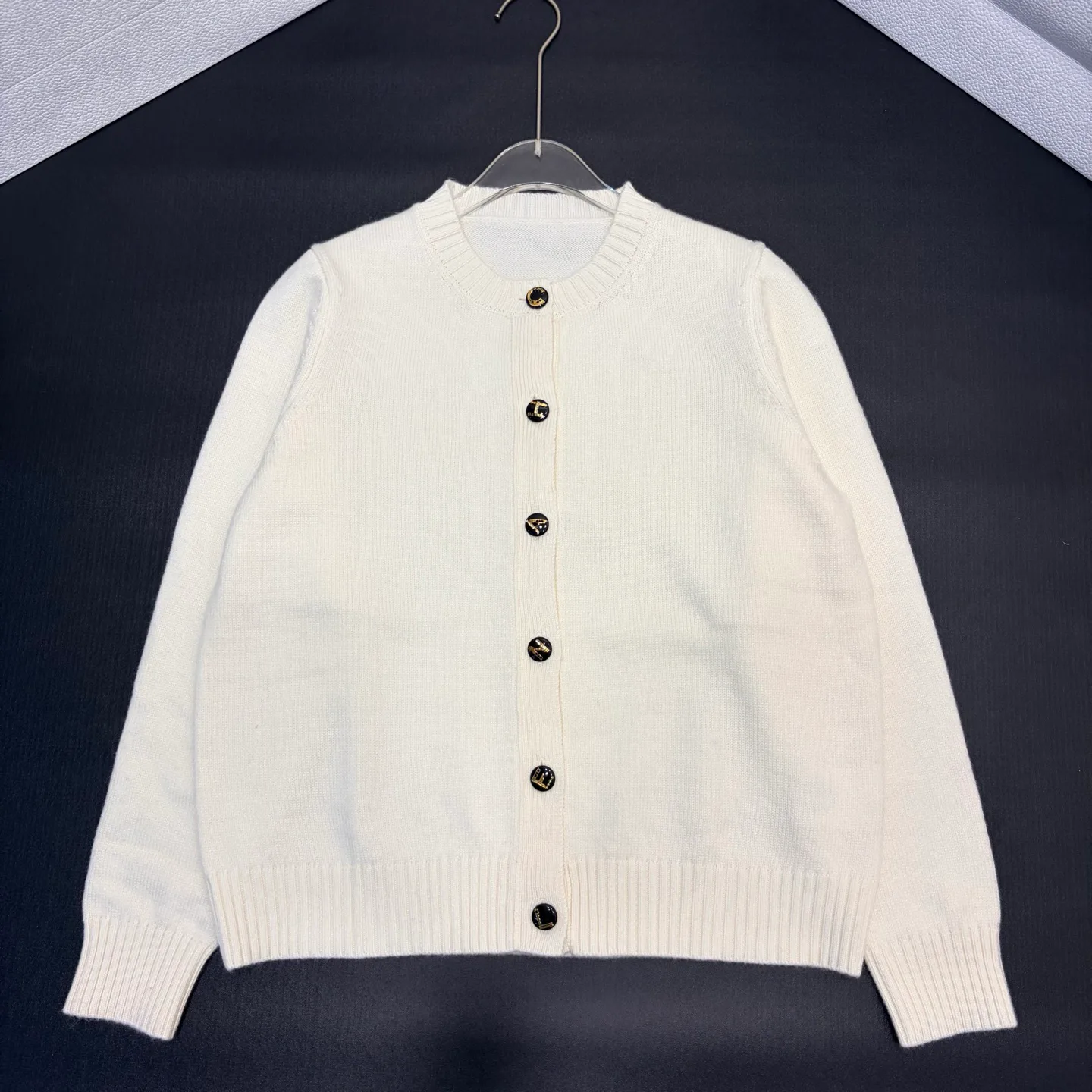 Women's Jumpers And Sweaters CHANEL 17360356