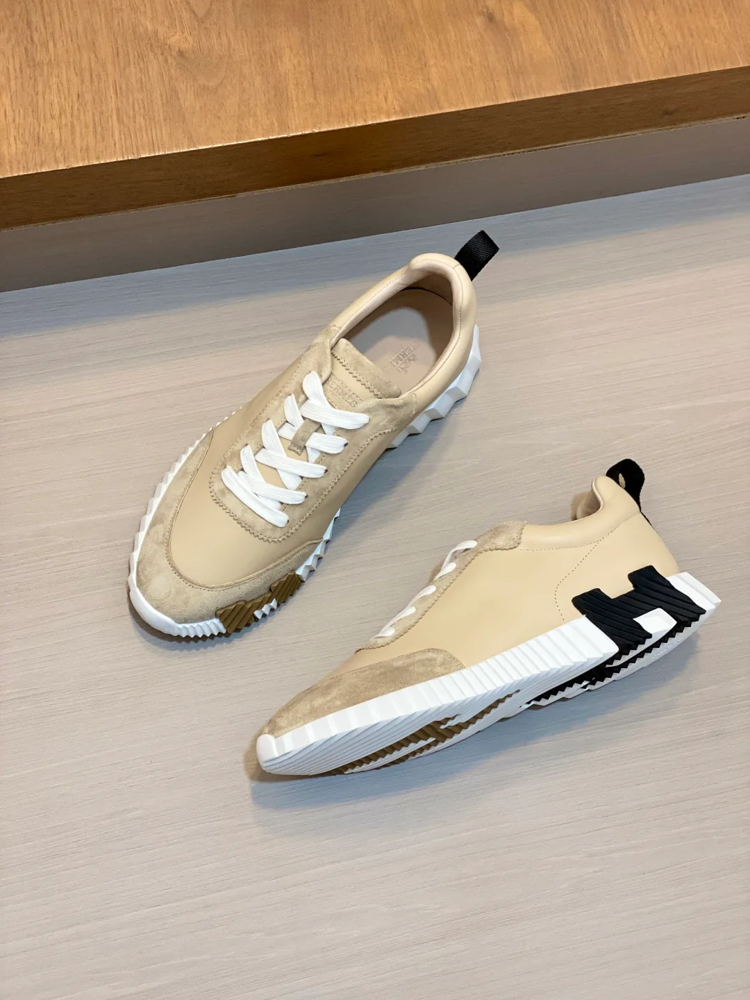 Men's Sneakers HERMES 18039729
