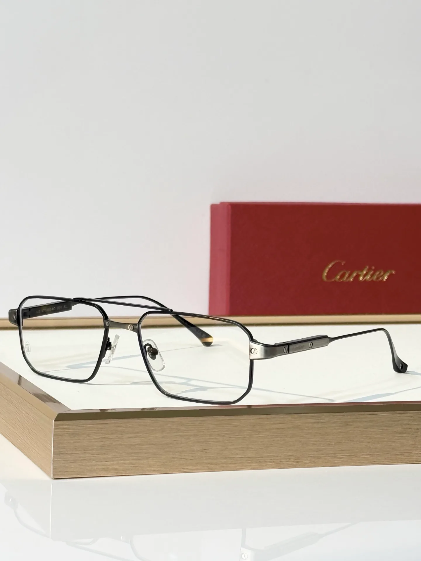 Glasses CARTIER 18239262
