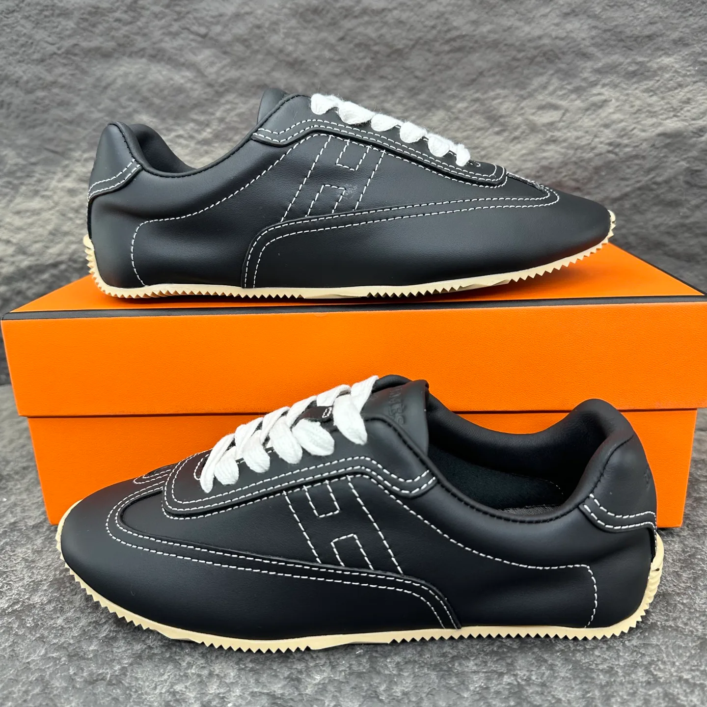 Men's Sneakers HERMES 18154135