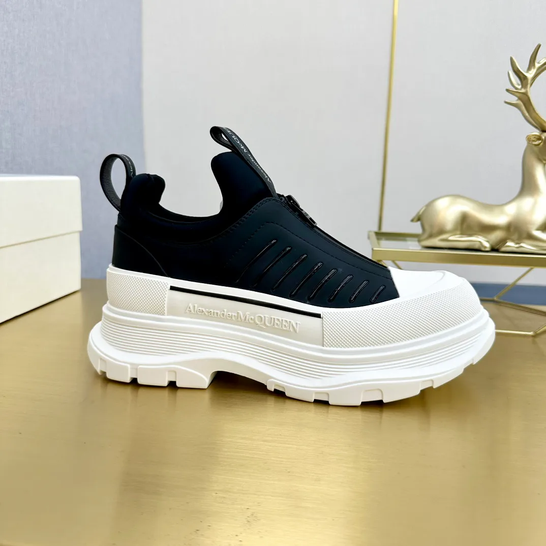 Women's Sneakers ALEXANDER MCQUEEN 18397476