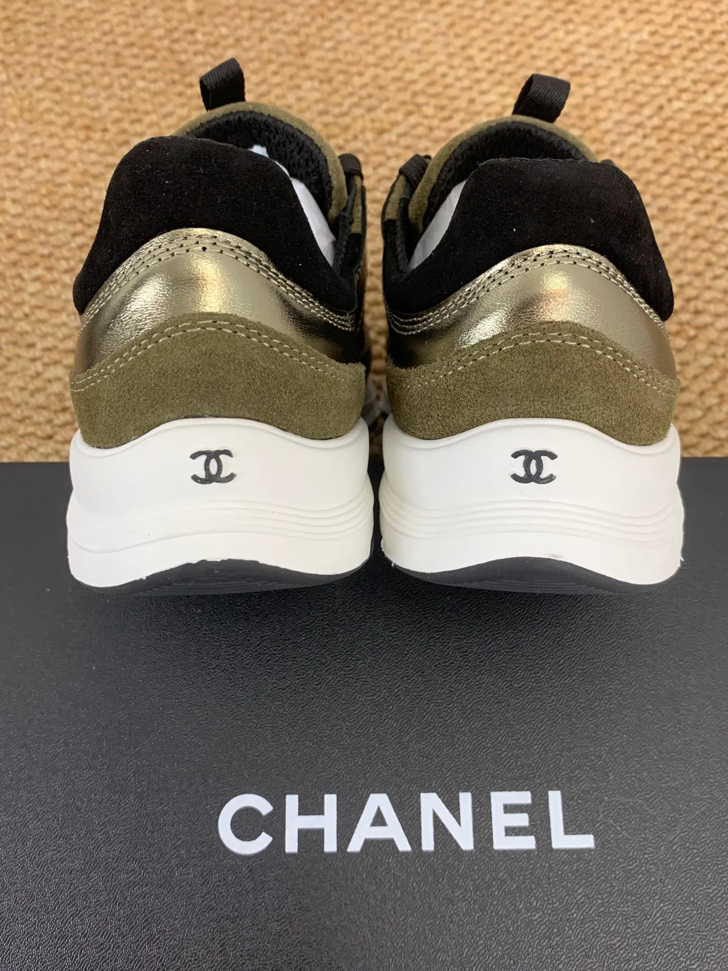 Women's Sneakers CHANEL 17545244