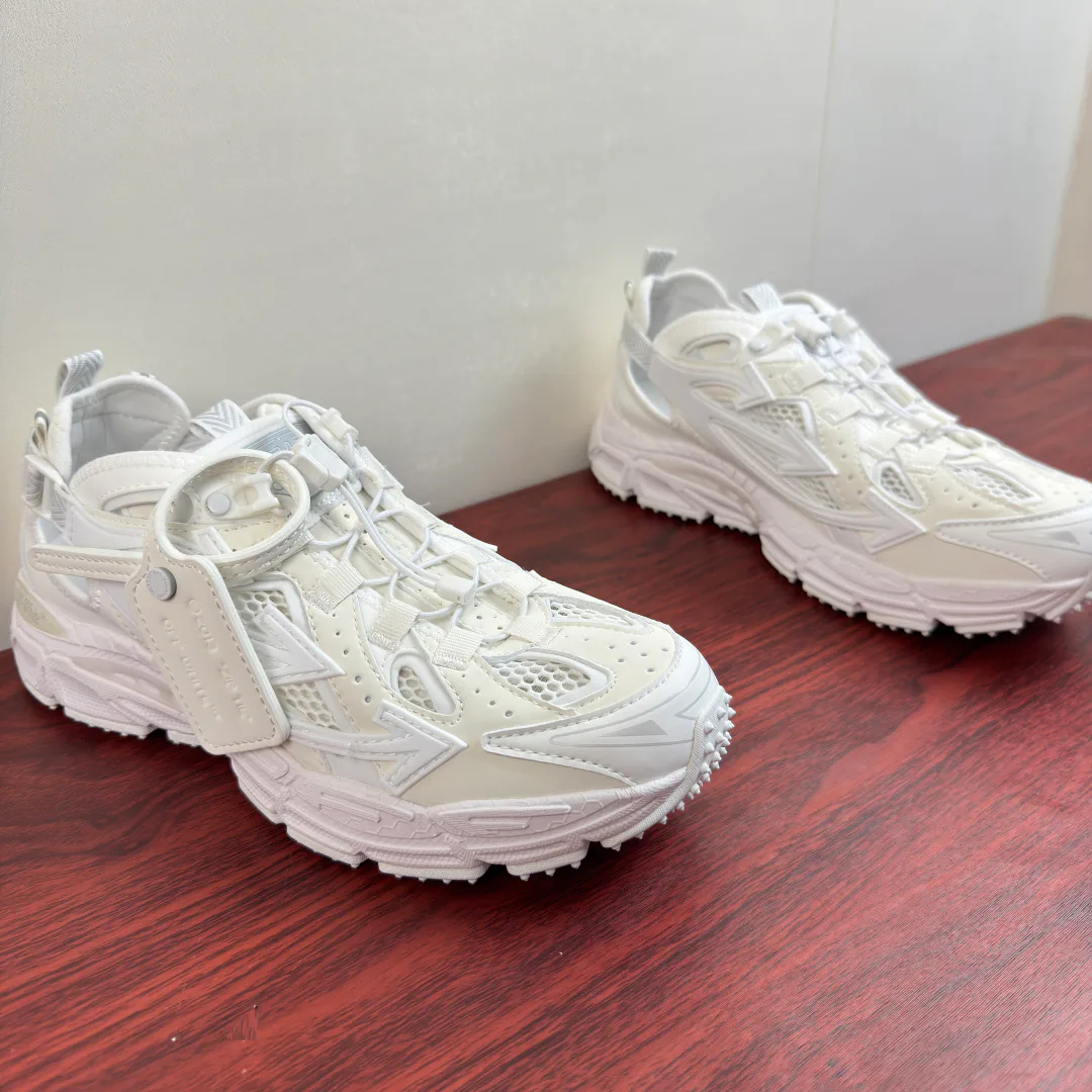 Women's Sneakers OFF-WHITE 17828984