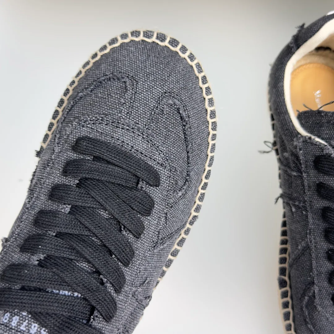 Women's Sneakers MAISON MARGIELA 17415528