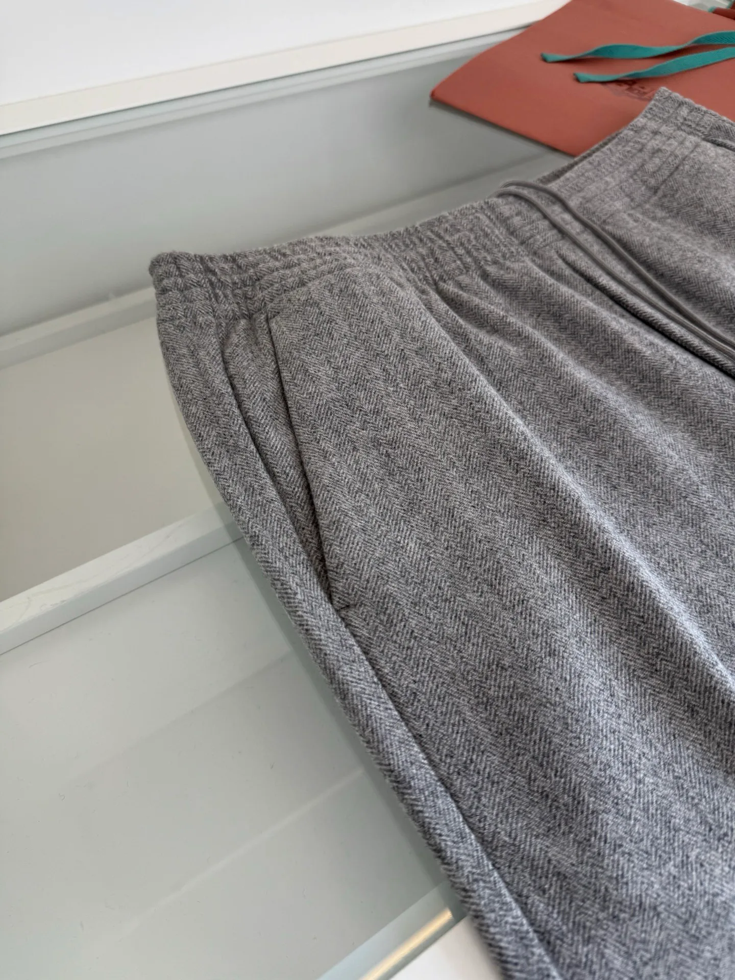 Men's Trousers LORO PIANA 18283479