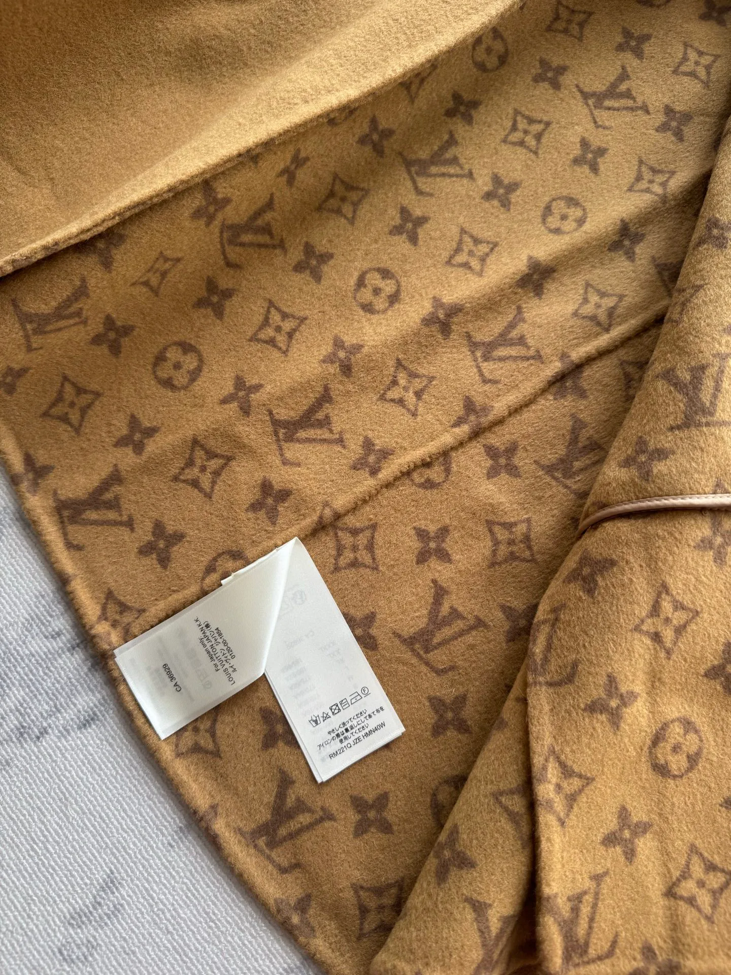 Women's Coats LOUIS VUITTON 18361593