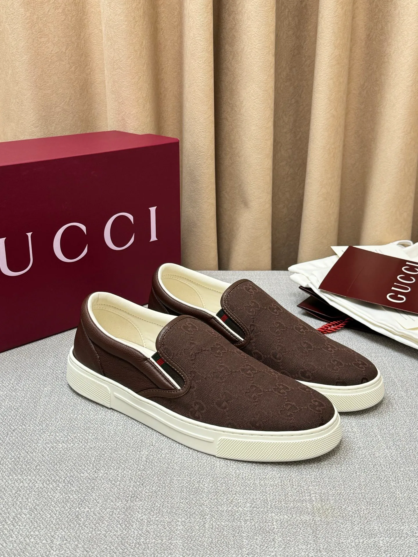 Men's Sneakers GUCCI 17620472