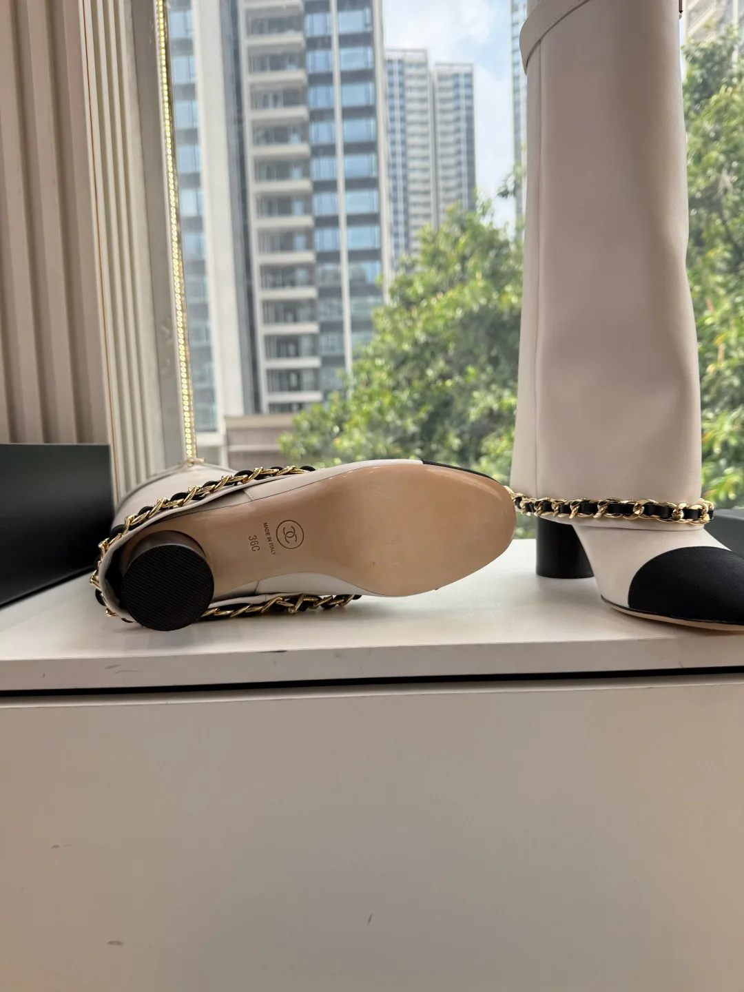 Women's Boots CHANEL 18337125
