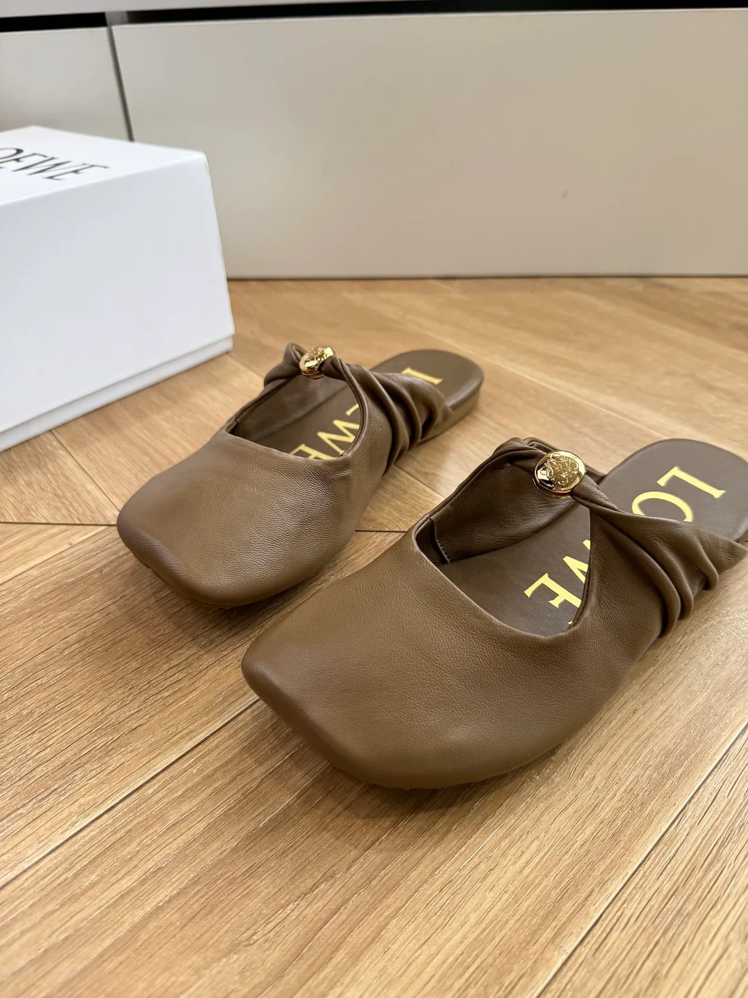 Women's Mules And Clogs LOEWE 16971838
