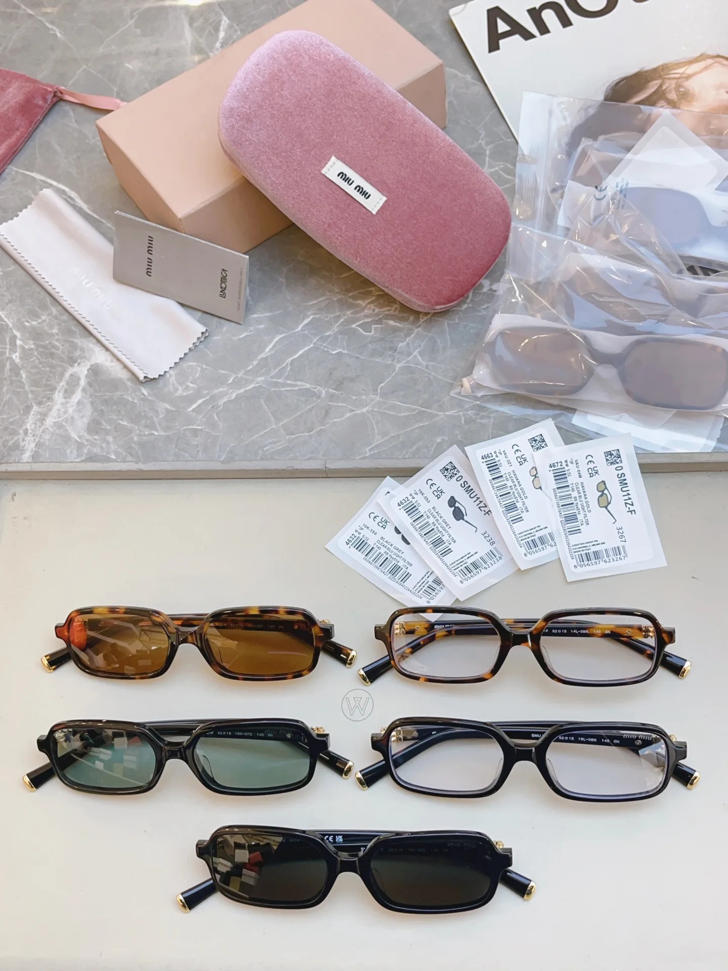 Glasses MIU MIU 17529370