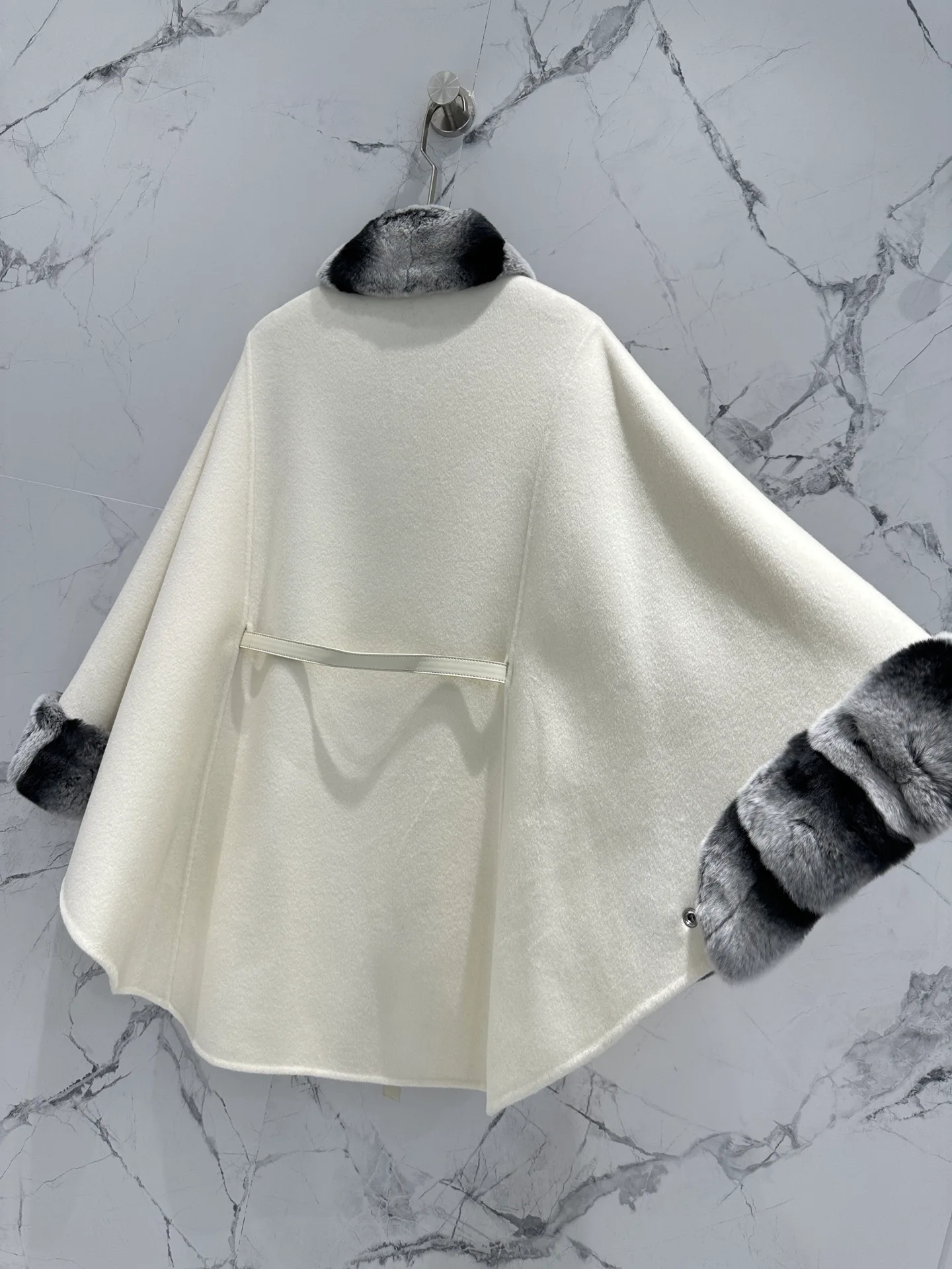 Women's Coats LORO PIANA 18513174