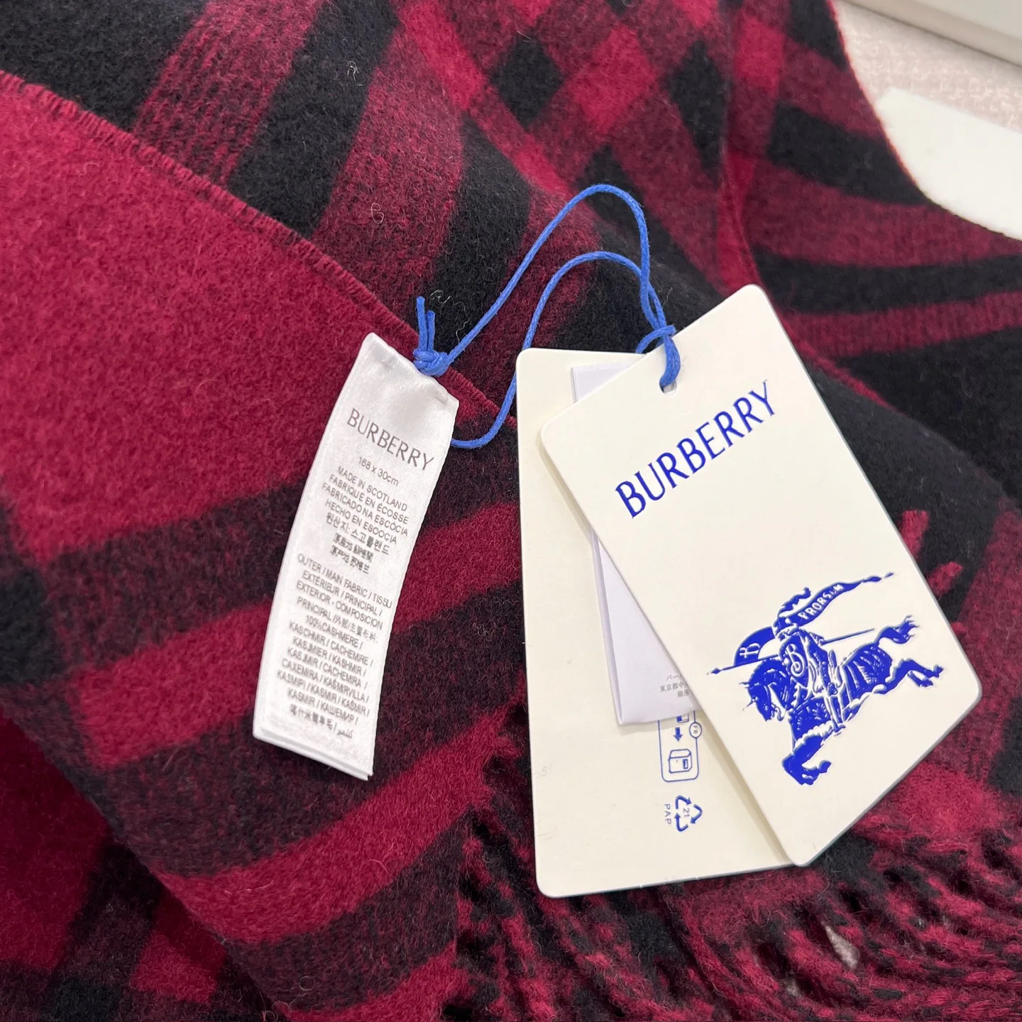Scarves BURBERRY 17945523