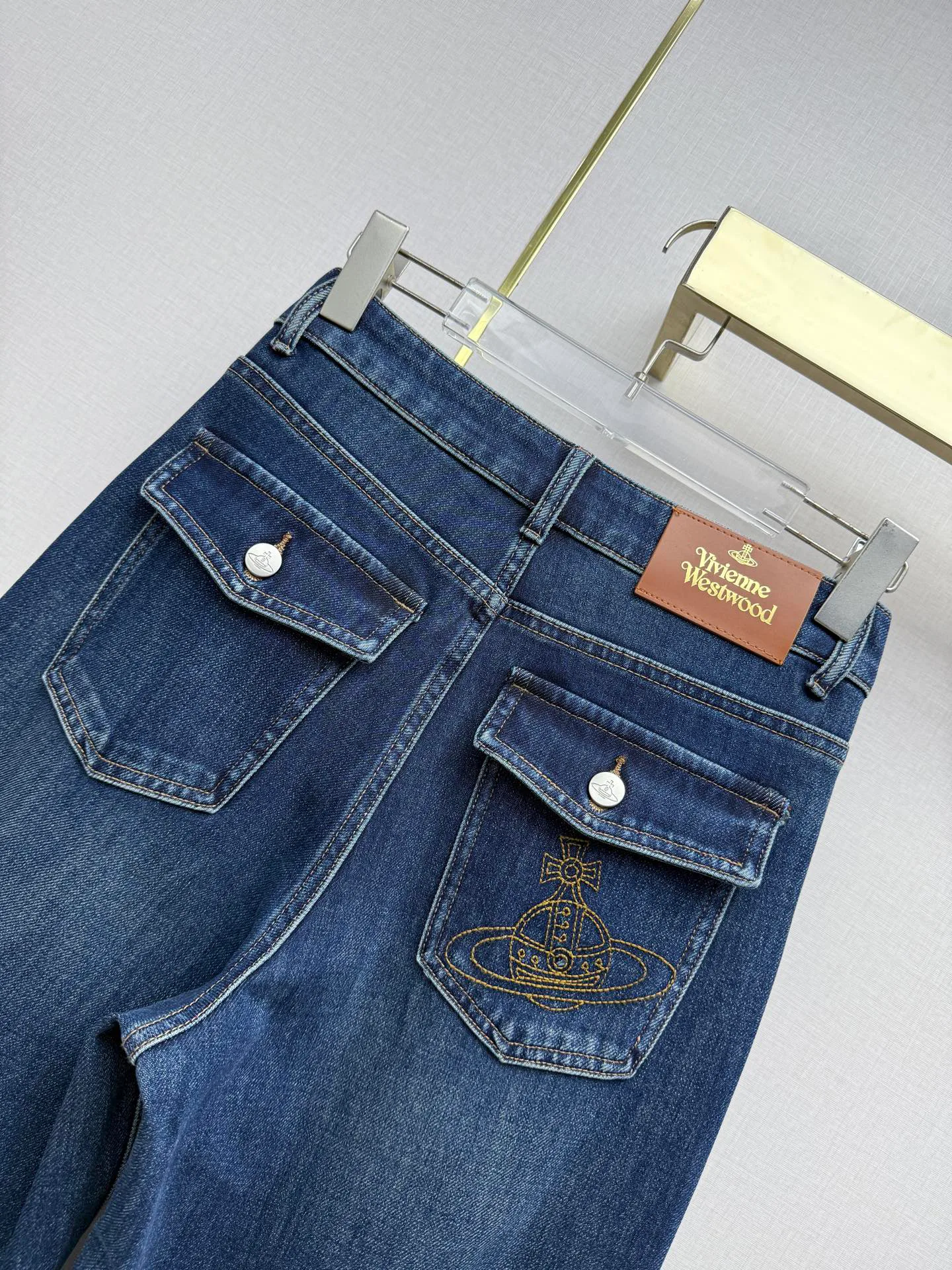 Women's Jeans VIVIENNE WESTWOOD 18113967