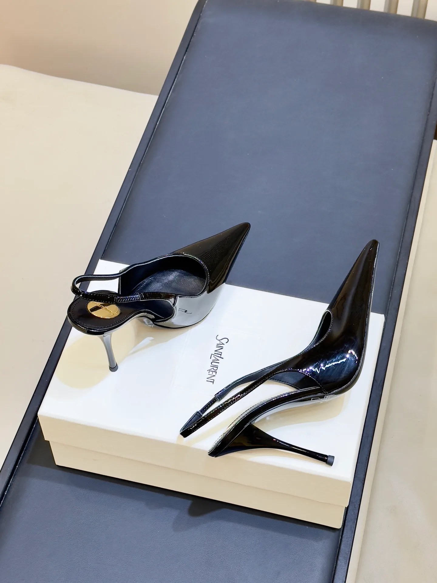 Women's Heels SAINT LAURENT 18073305