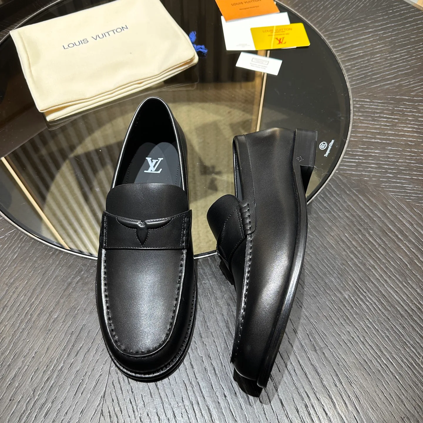Men's Loafers And Dress Shoes LOUIS VUITTON 18341628