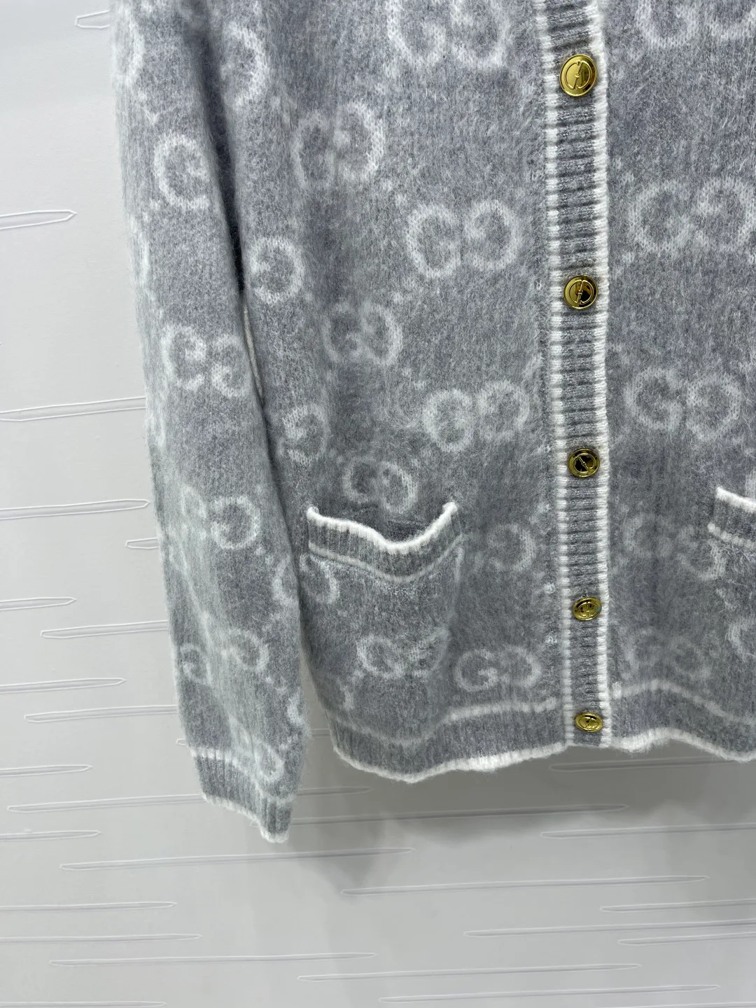 Джемперы И Свитеры Женские Gucci 18637358