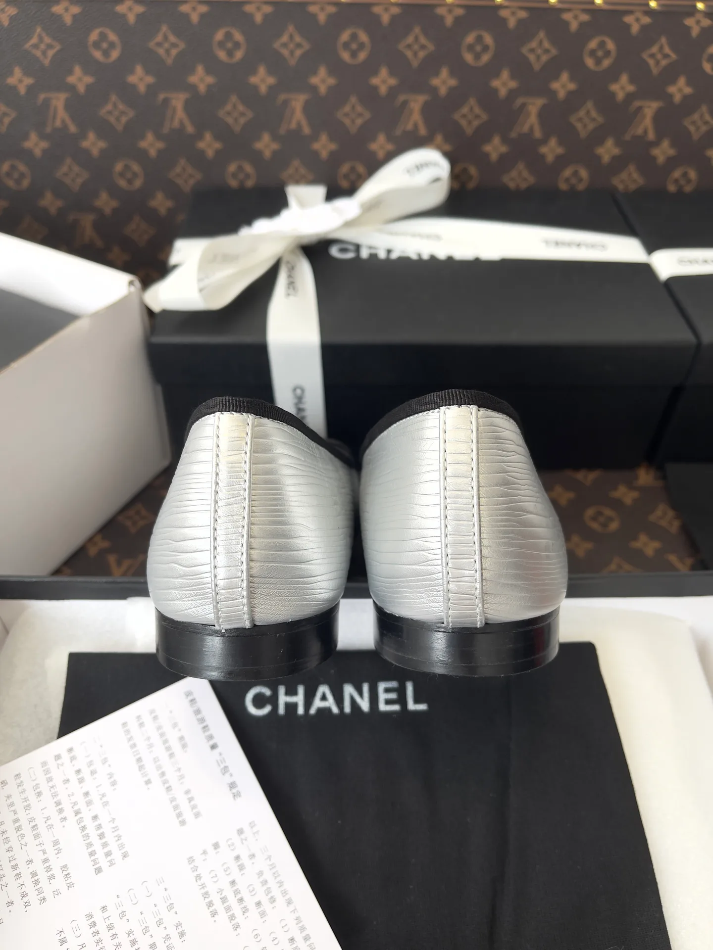 Women's Ballet Flats CHANEL 18153008