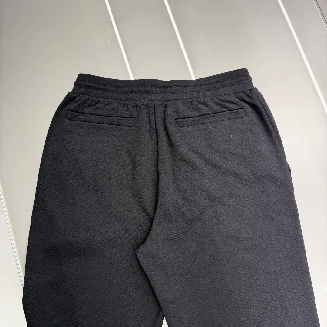 Men's Trousers LOUIS VUITTON 18431270