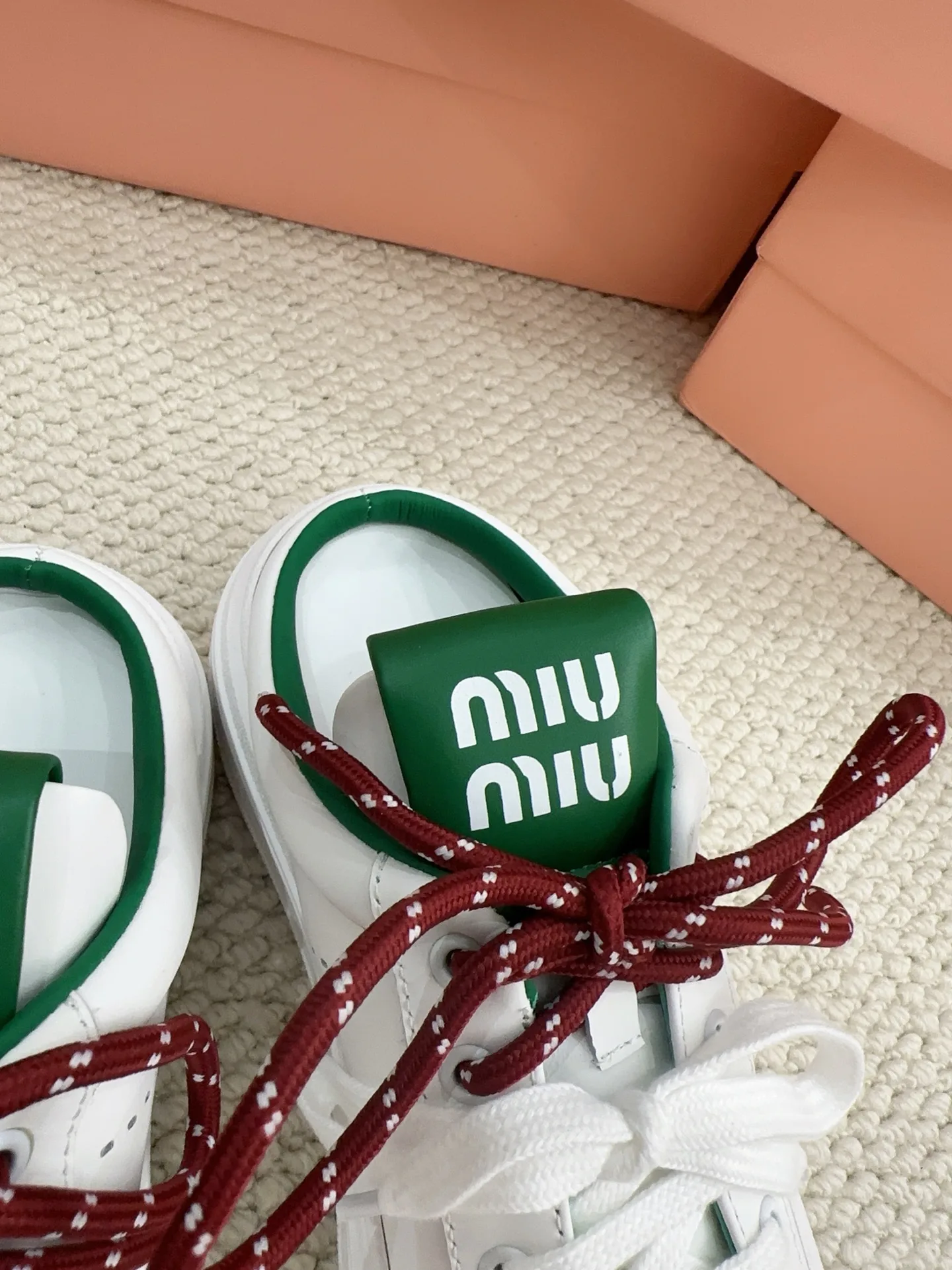 Women's Sneakers MIU MIU 18041152