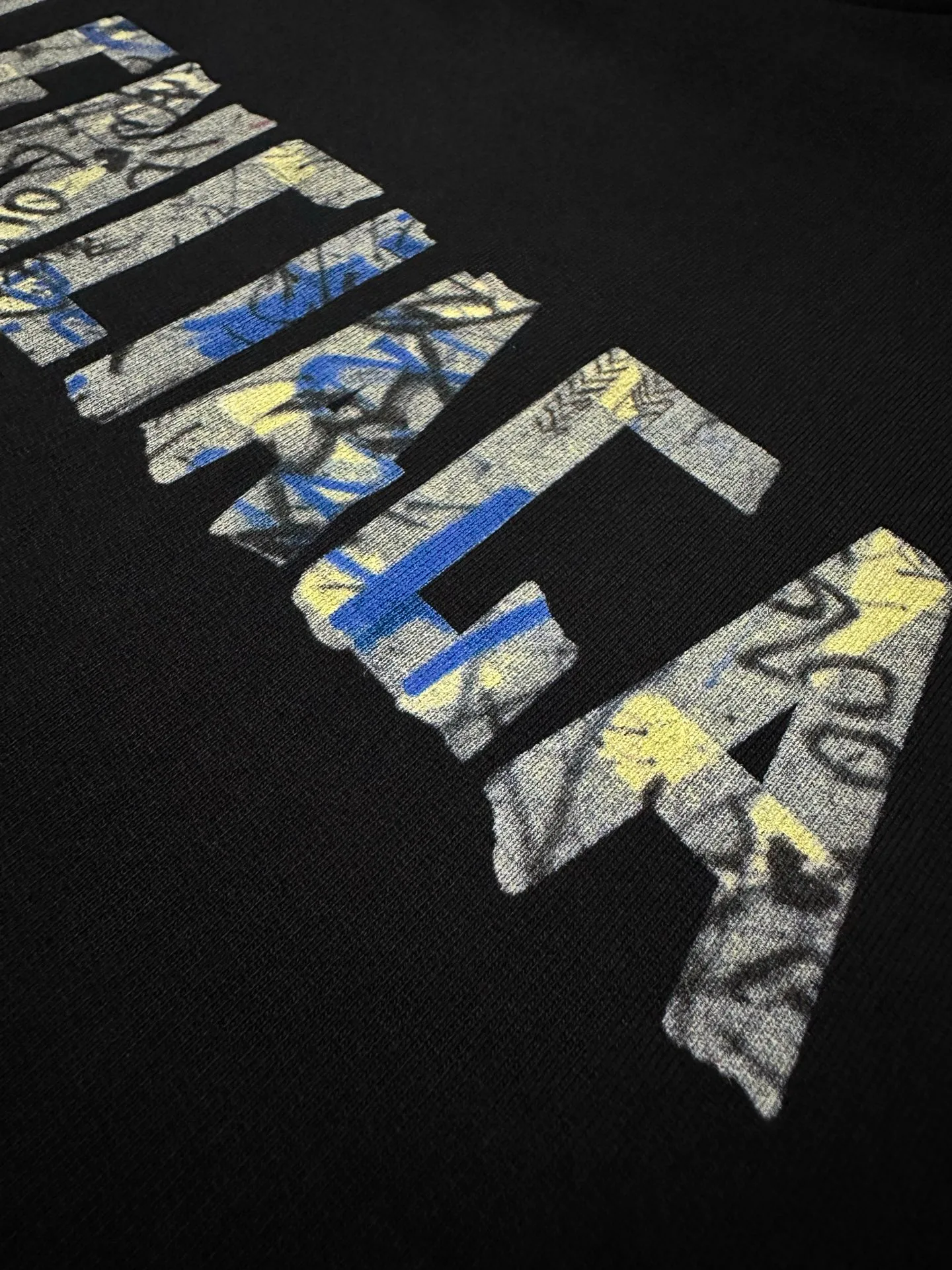 Men's Sweatshirts And Hoodies BALENCIAGA 18178812