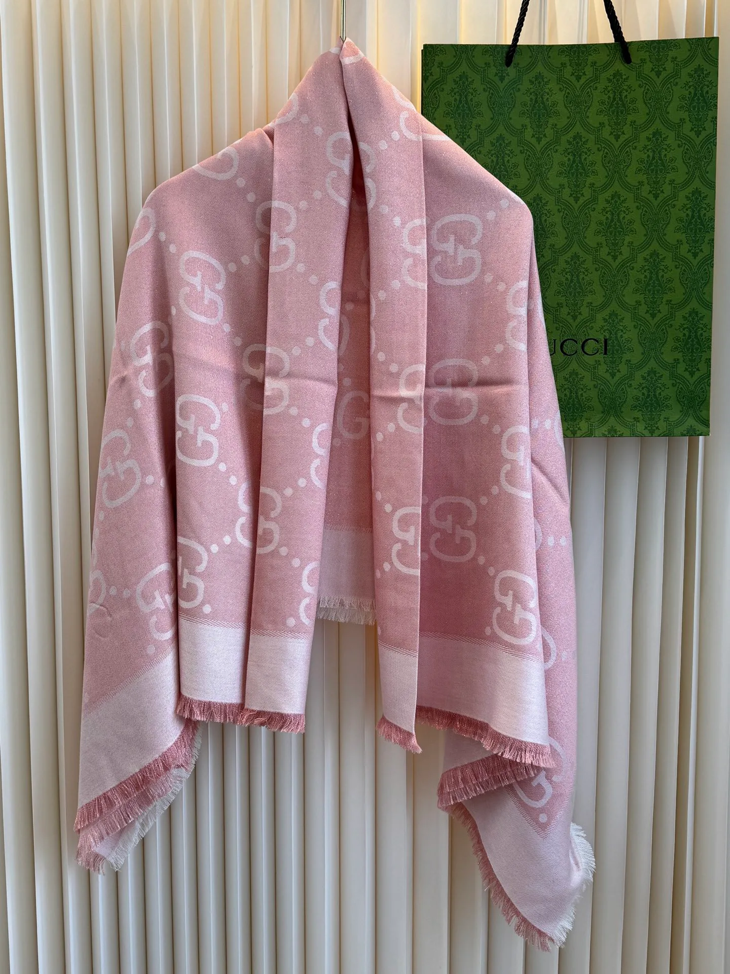 Scarves GUCCI 18275070