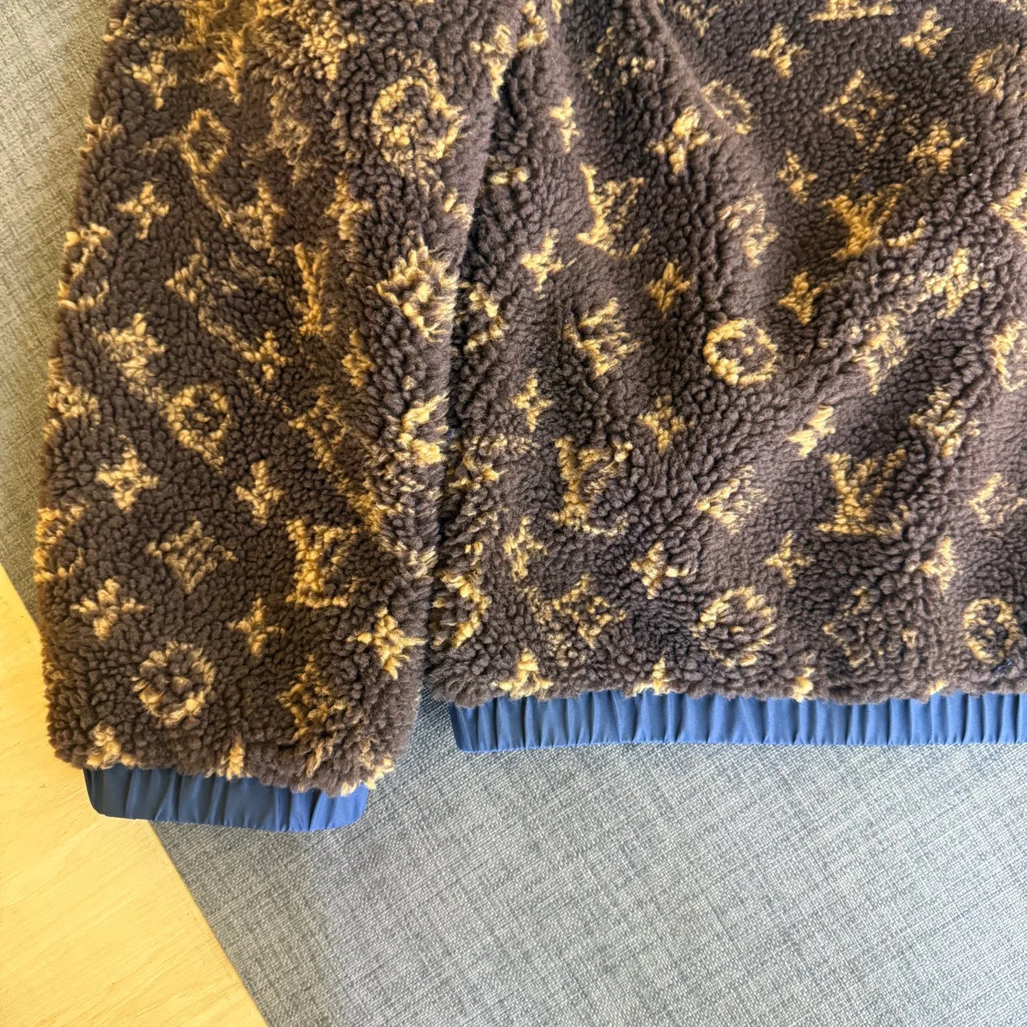 Куртки И Пуховики Мужские Louis Vuitton 18648303