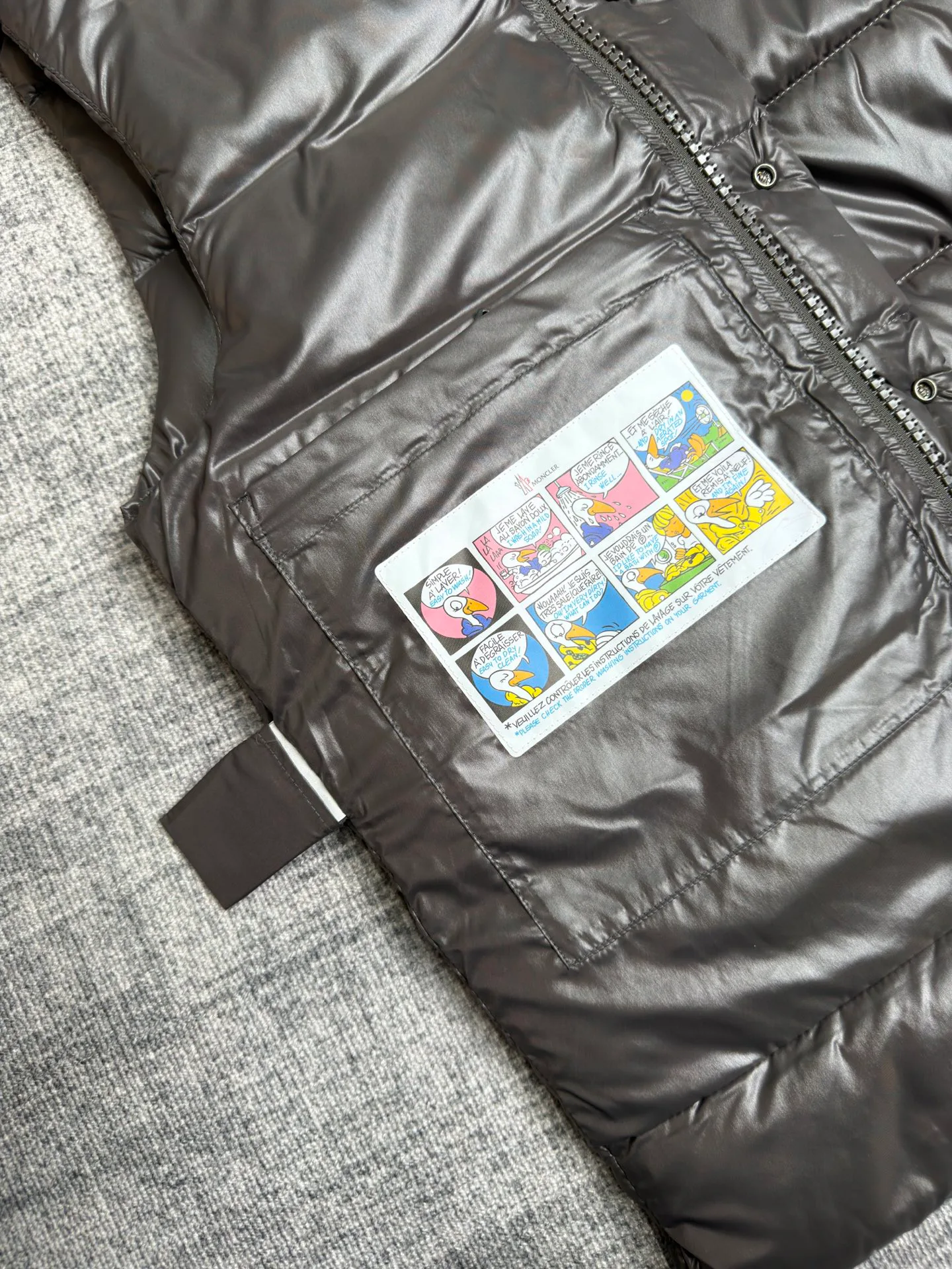 Men's Vests MONCLER 18370636