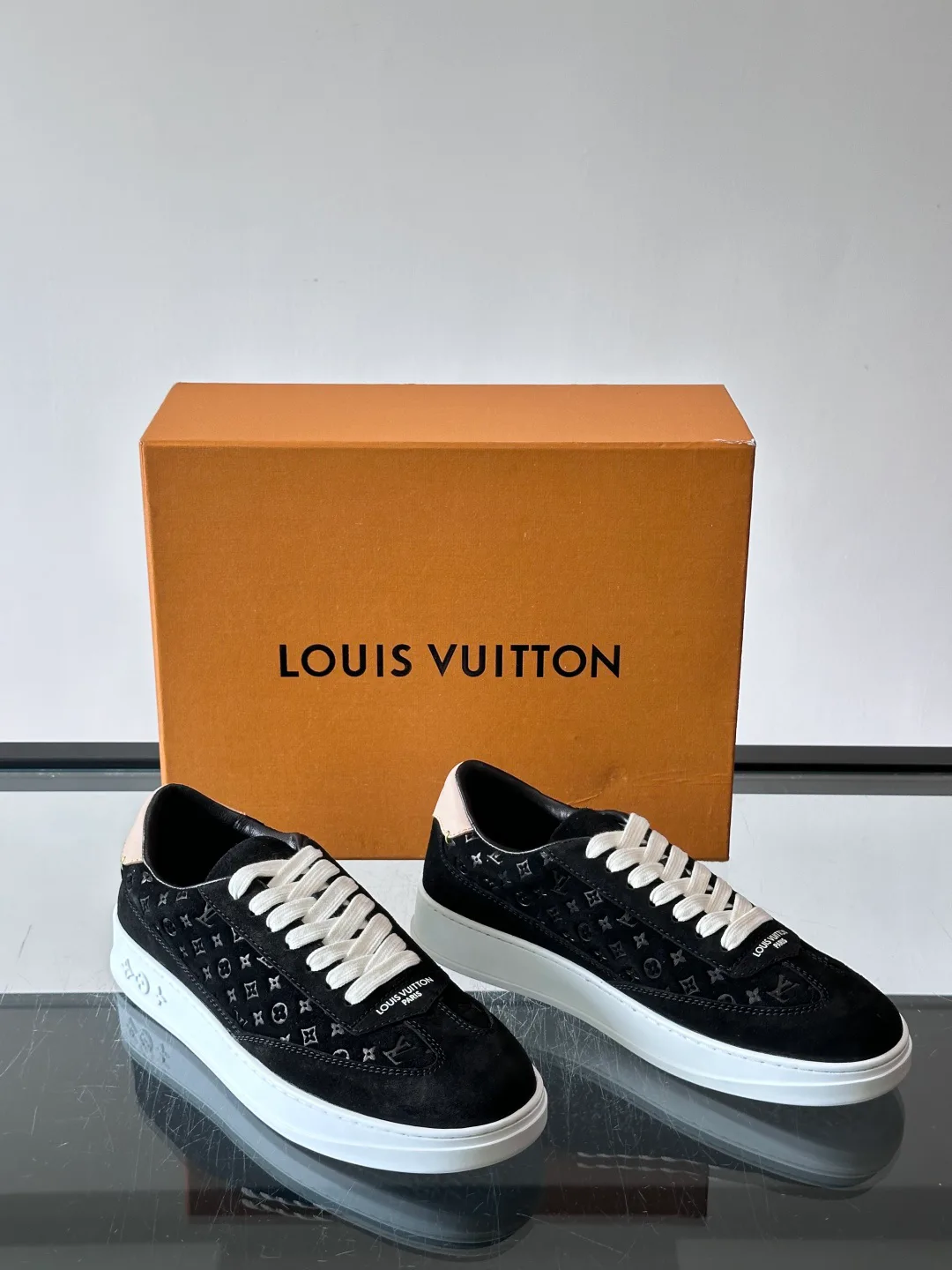 Men's Sneakers LOUIS VUITTON 17961799