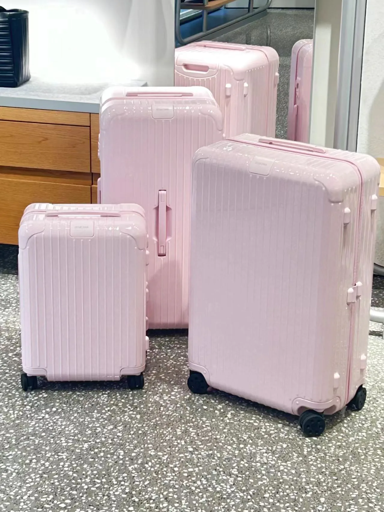 Suitcases RIMOWA 18414837