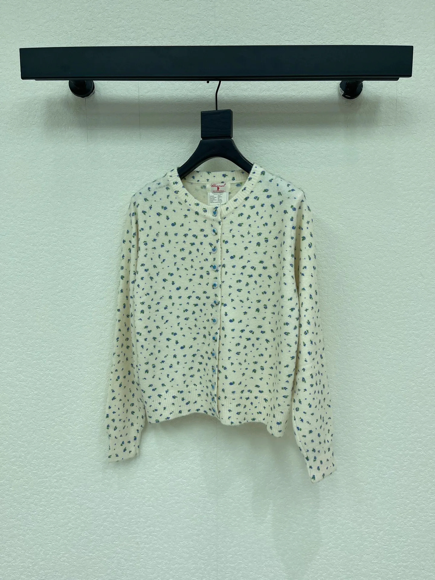 Women's Jumpers And Sweaters CHANEL 18031045