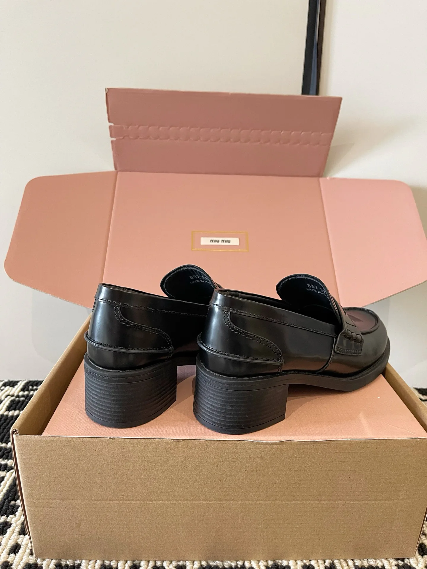 Women's Loafers And Moccasins MIU MIU 16968116