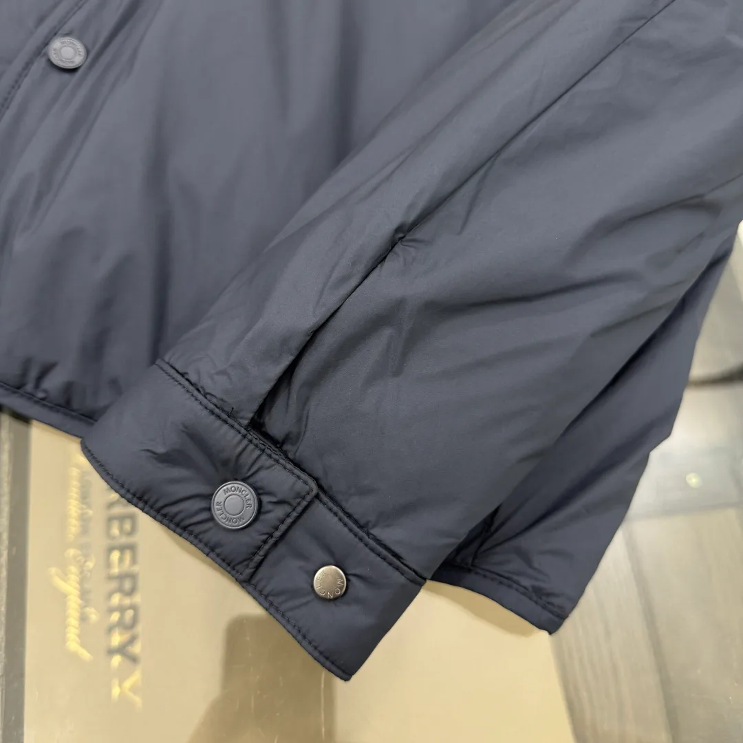 Men's Jackets And Down Jackets MONCLER 17827400