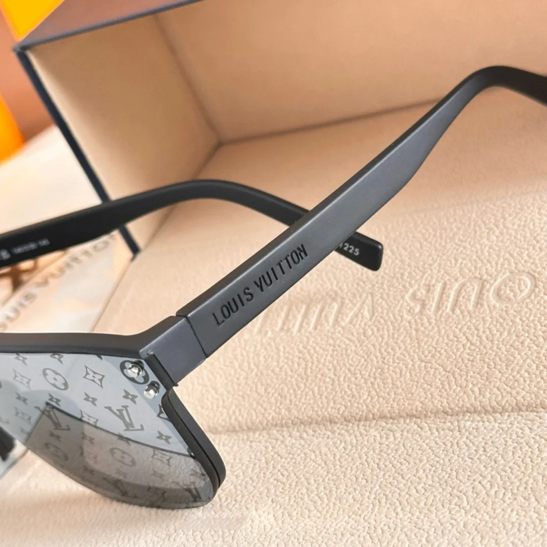 Glasses LOUIS VUITTON 17350193