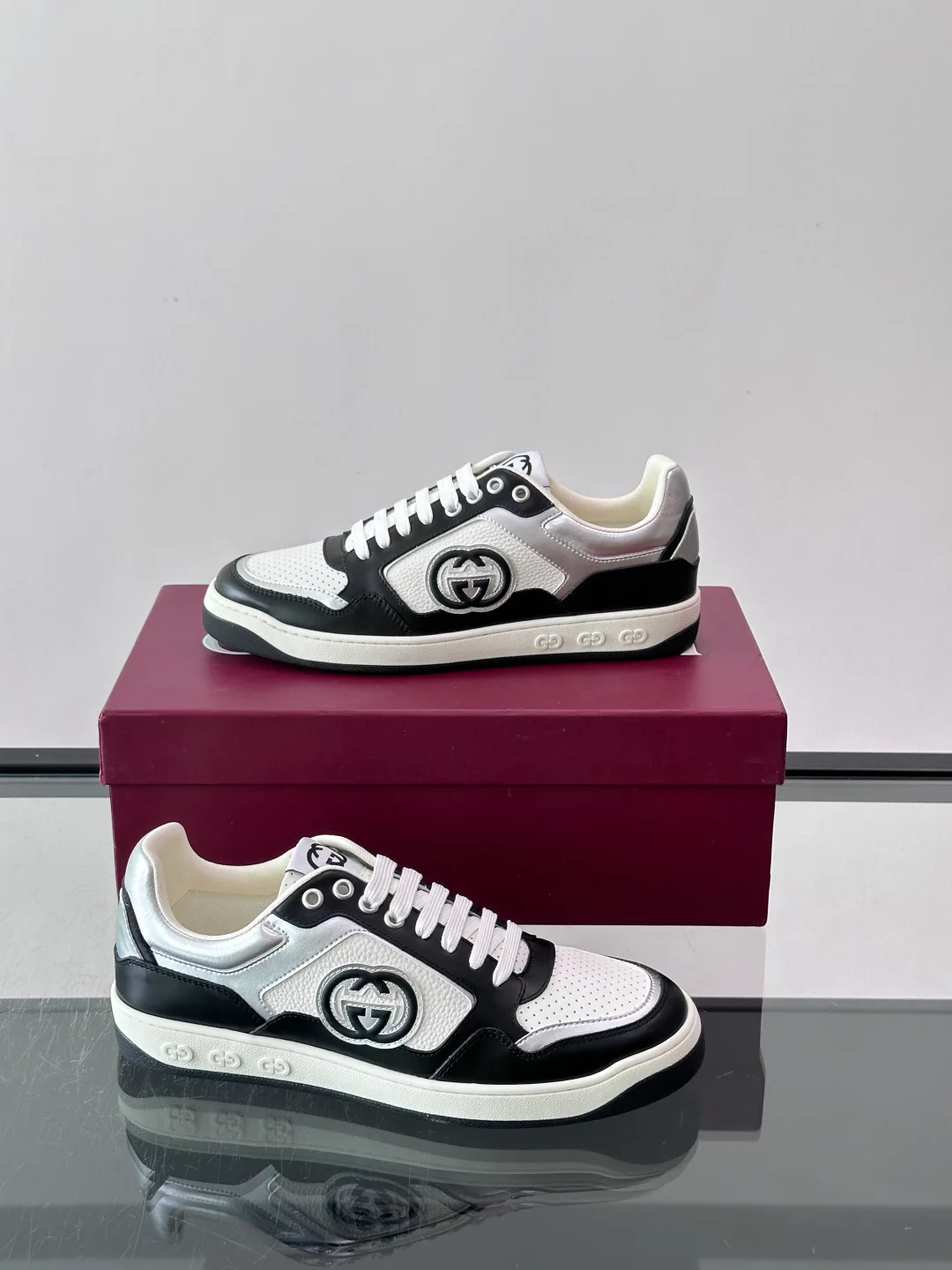 Men's Sneakers GUCCI 18102705