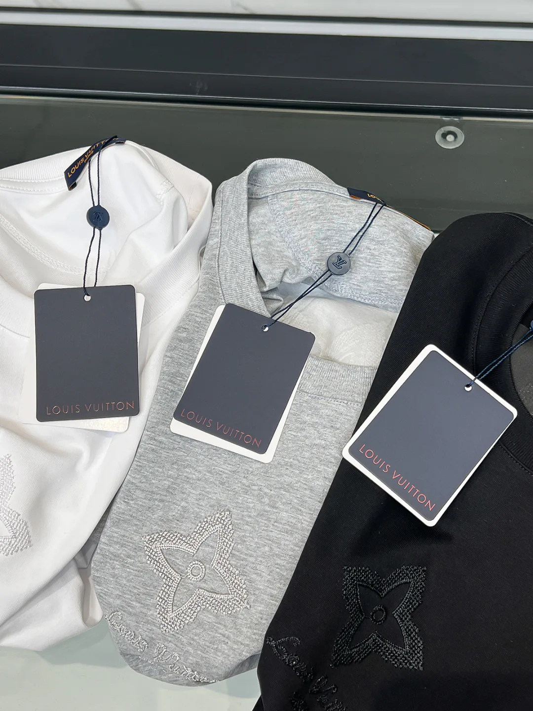 Men's T-Shirts LOUIS VUITTON 18499479