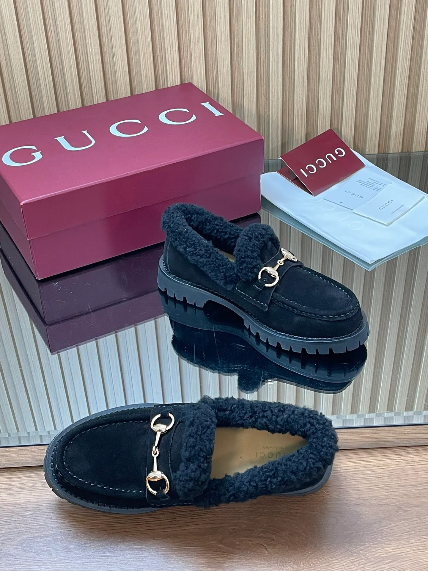 Women's Loafers And Moccasins GUCCI 18187073