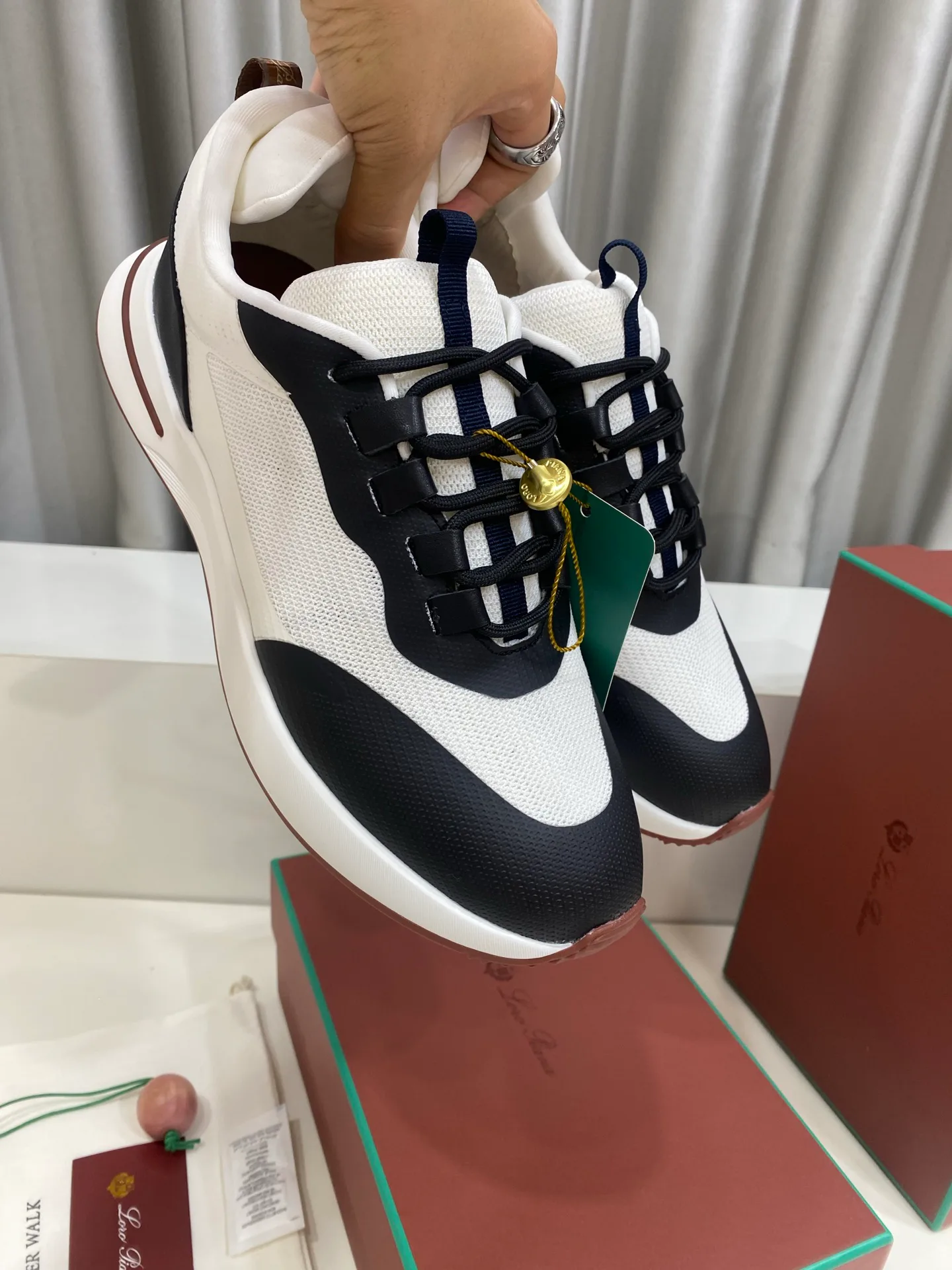 Men's Sneakers LORO PIANA 17485941