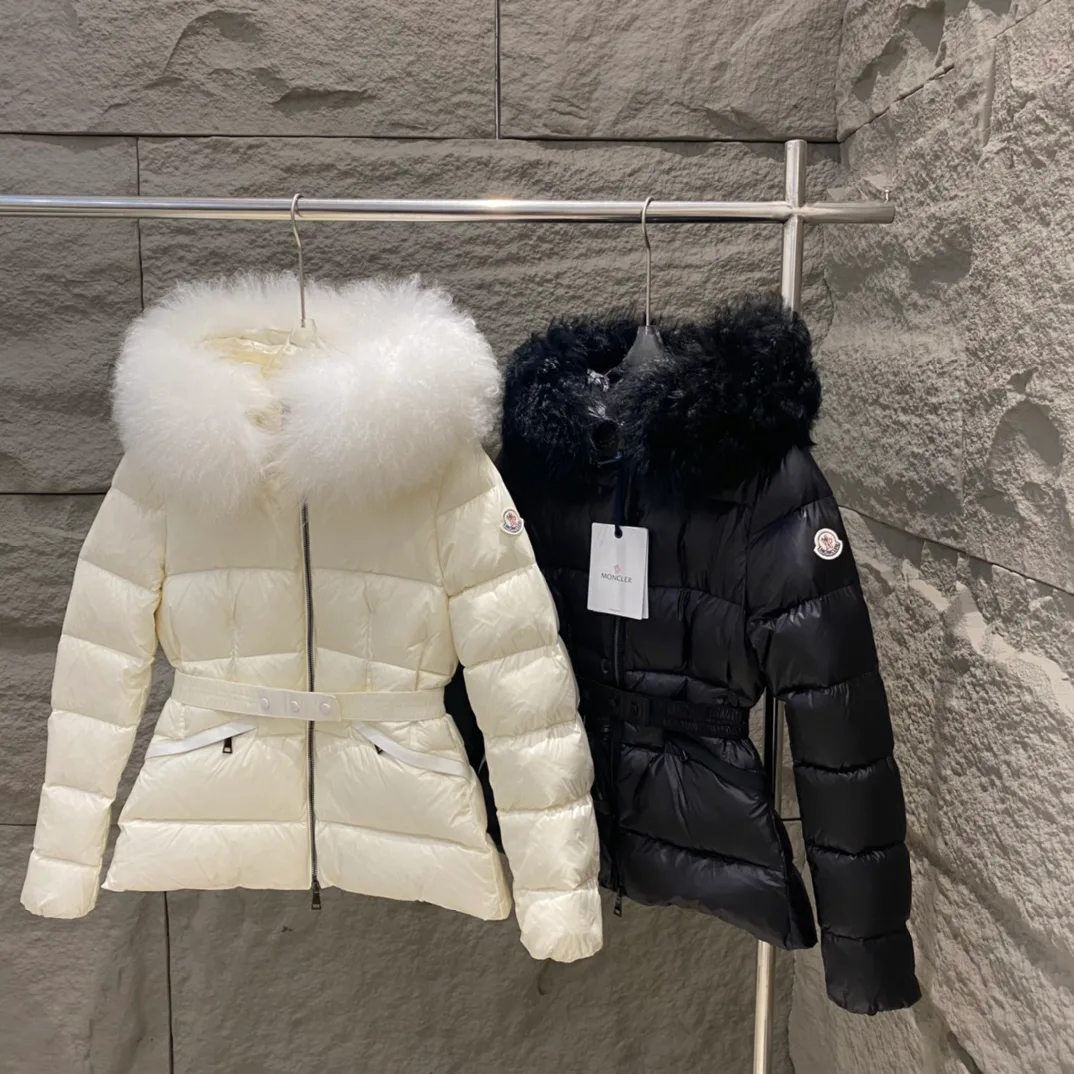 Women's Jackets And Down Jackets MONCLER 18130060